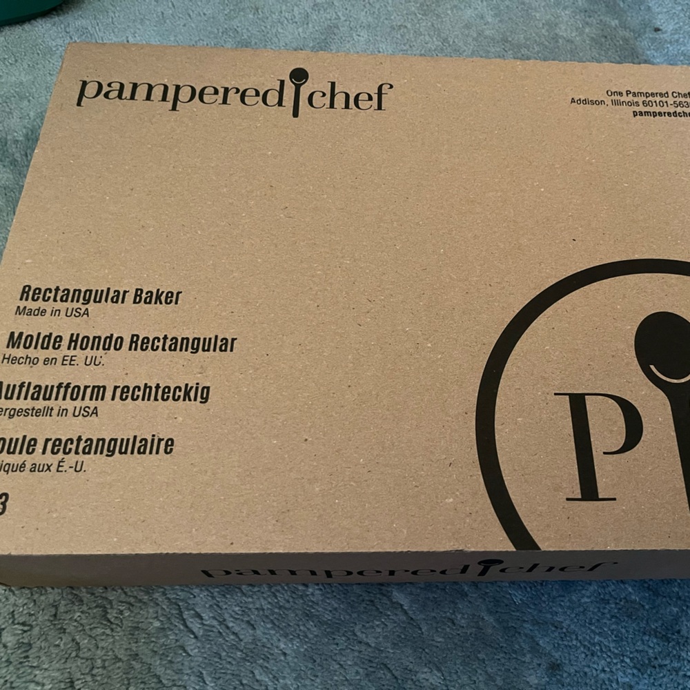 Pampered chef rectangular baker